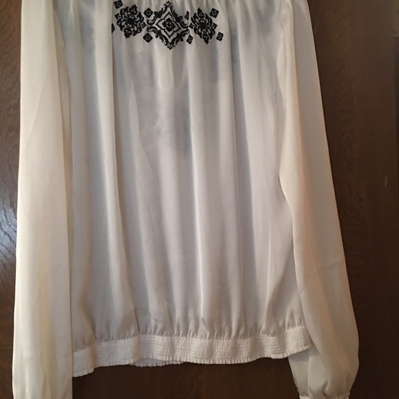 WHBM Blouse - Picture 2 of 2